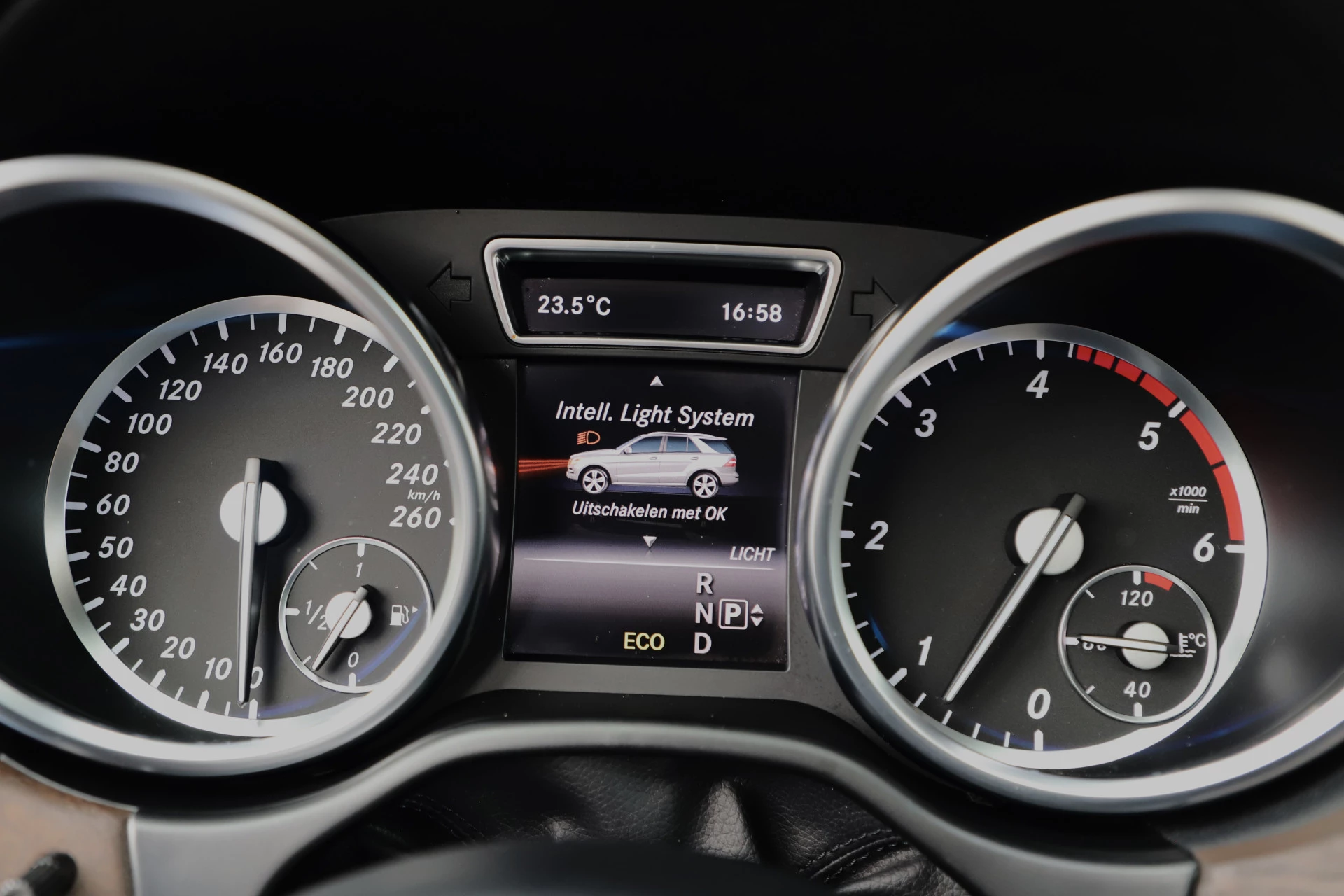 Hoofdafbeelding Mercedes-Benz M-Klasse