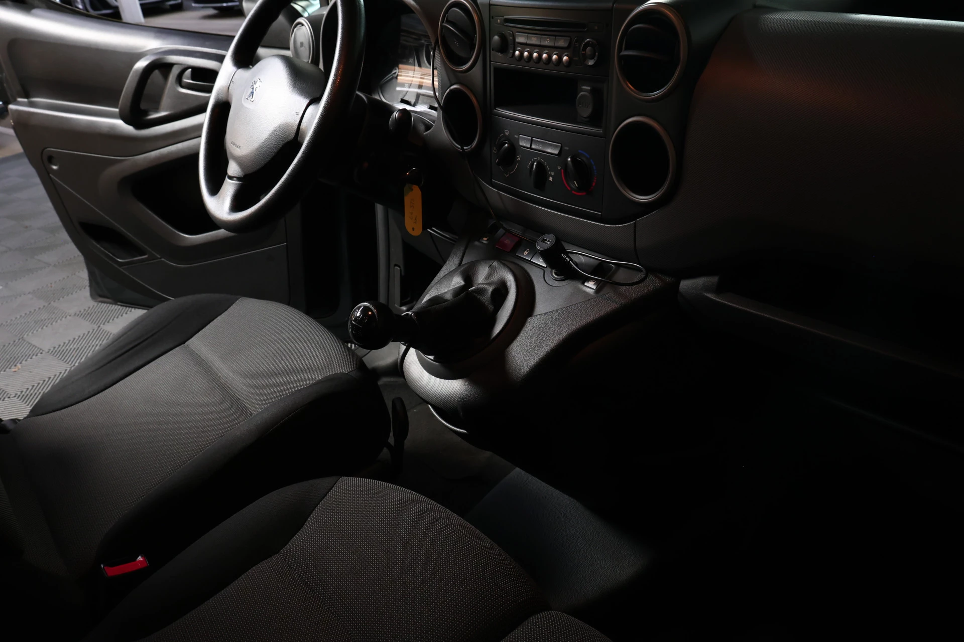 Hoofdafbeelding Peugeot Partner