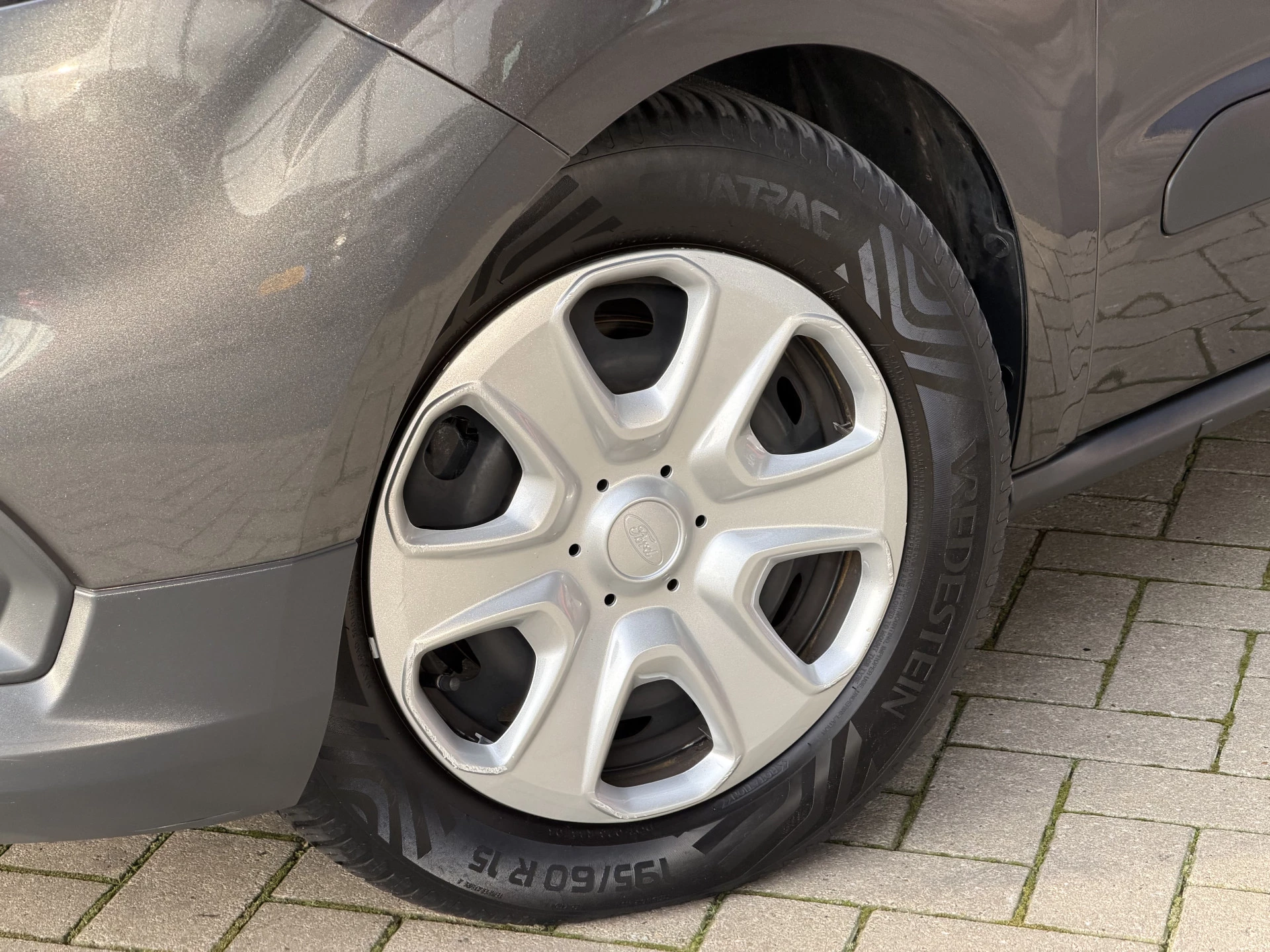 Hoofdafbeelding Ford Transit Courier