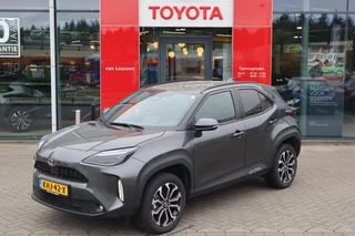 Toyota Yaris Cross 1.5 HYBRID 115 DYNAMIC STUUR/STOELVERWARMING KEYLESS PRIVACY-GLASS 17"LM-VELGEN APPLE/ANDROID LED