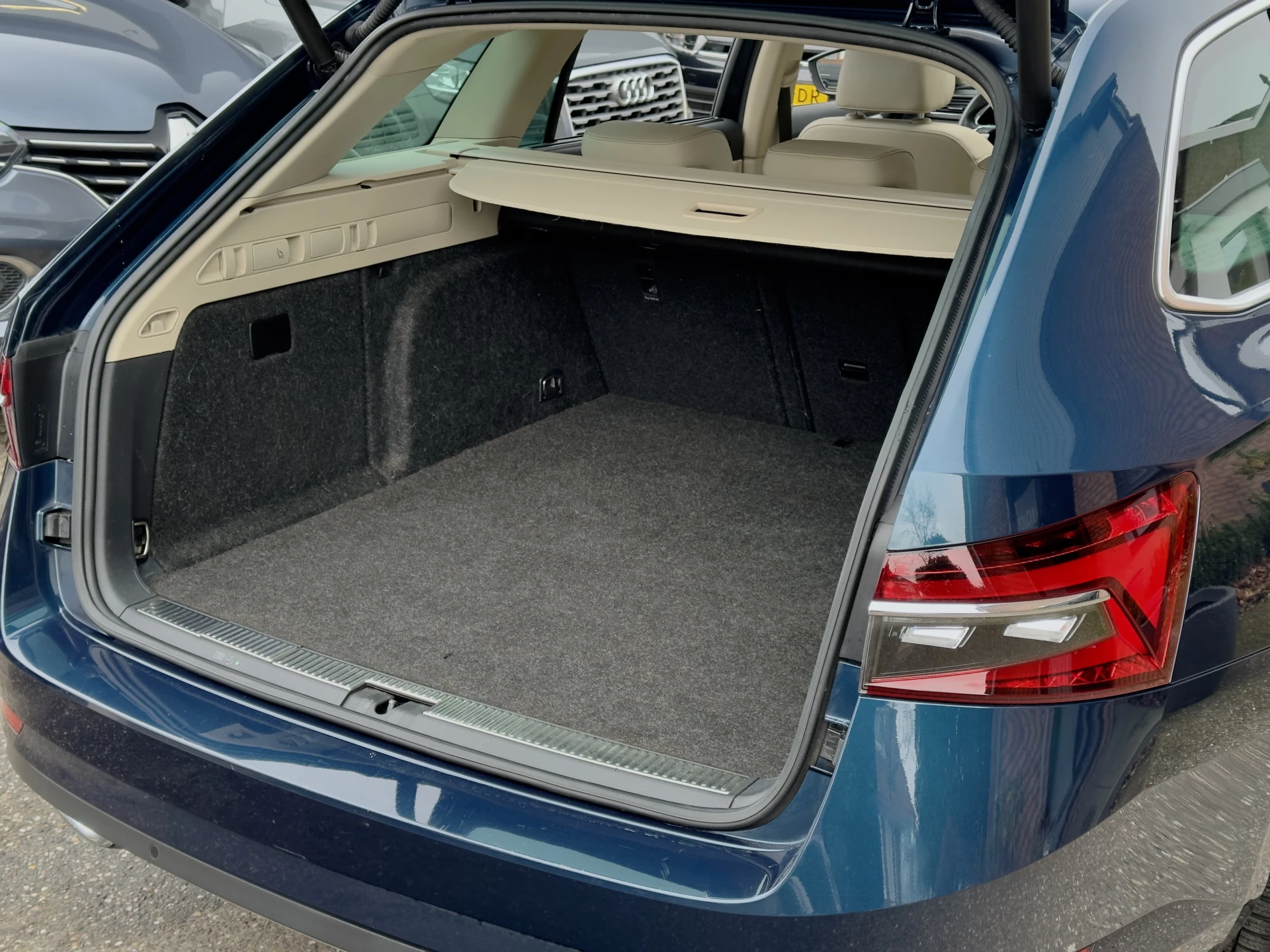 Hoofdafbeelding Škoda Superb