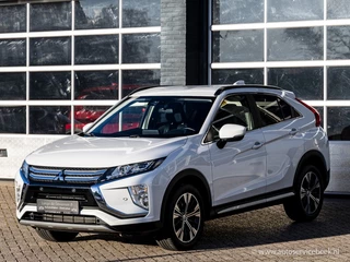 Hoofdafbeelding Mitsubishi Eclipse Cross Mitsubishi Eclipse Cross 1.5 DI-T intense, stoelverwarming, carplay