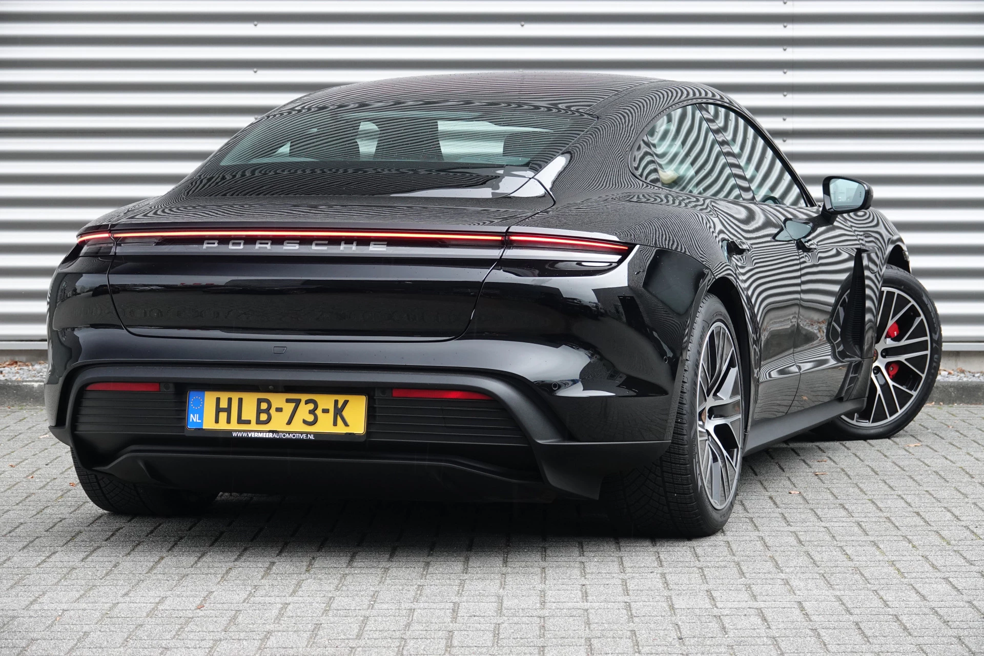 Hoofdafbeelding Porsche Taycan