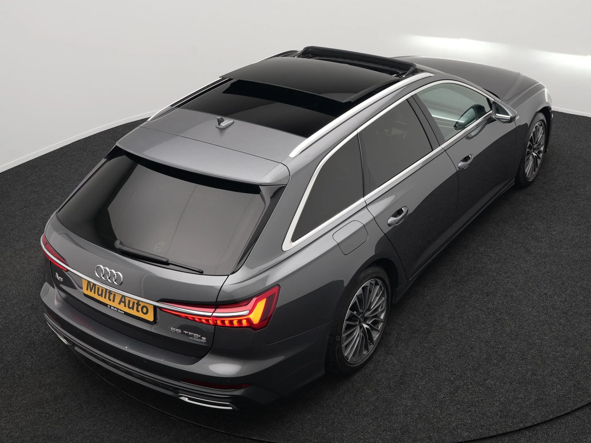Hoofdafbeelding Audi A6