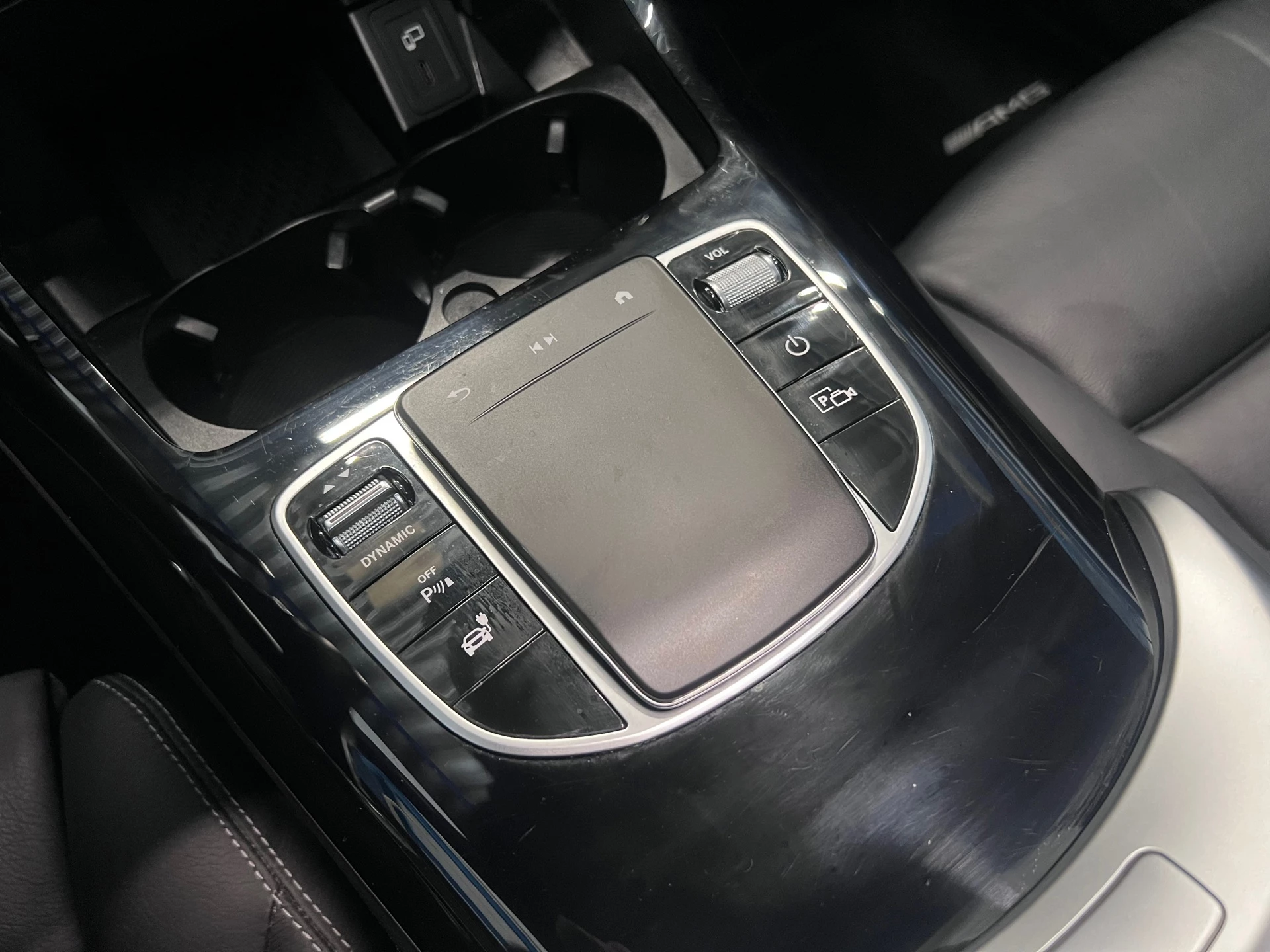 Hoofdafbeelding Mercedes-Benz EQC