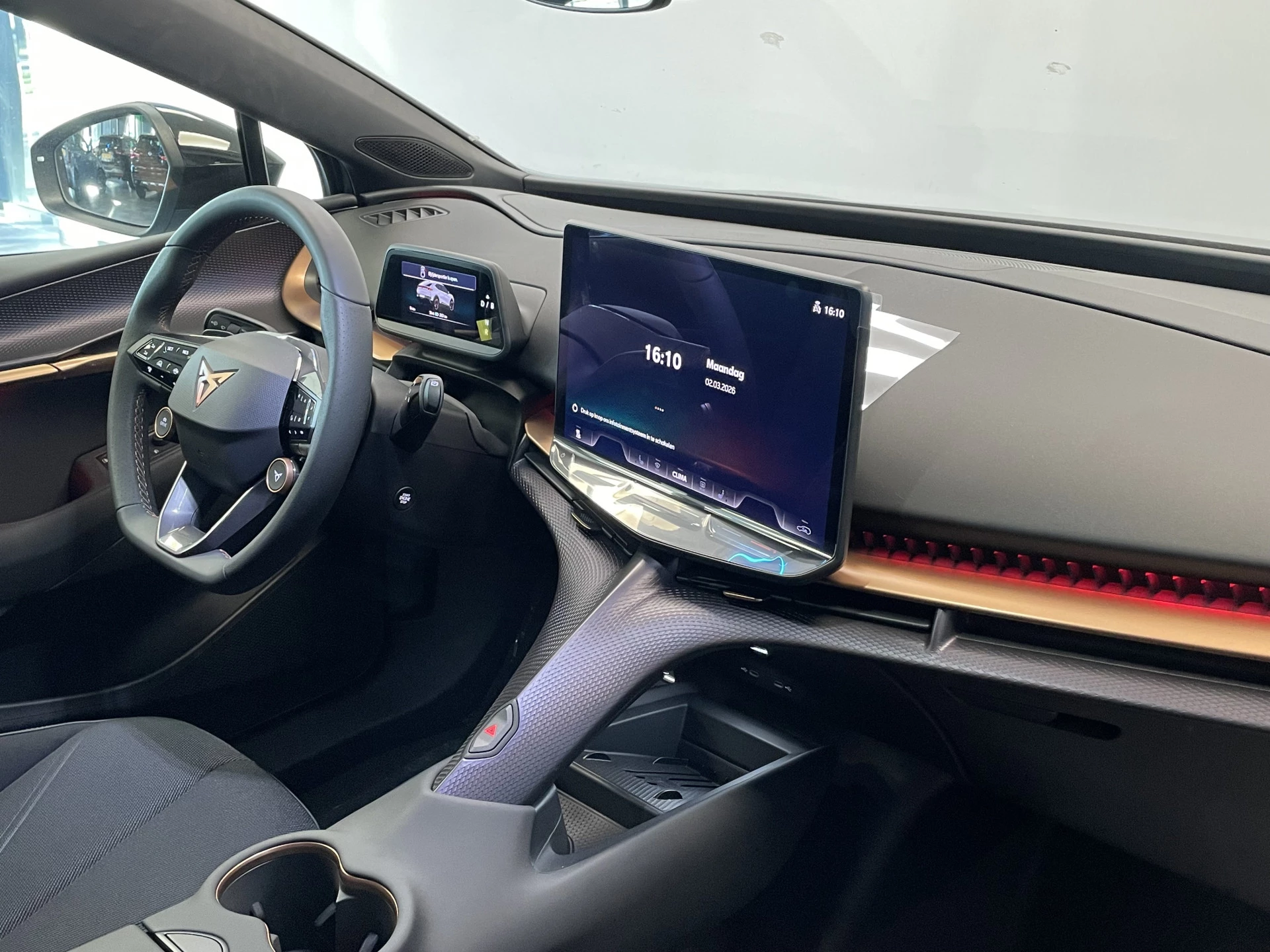 Hoofdafbeelding CUPRA Tavascan