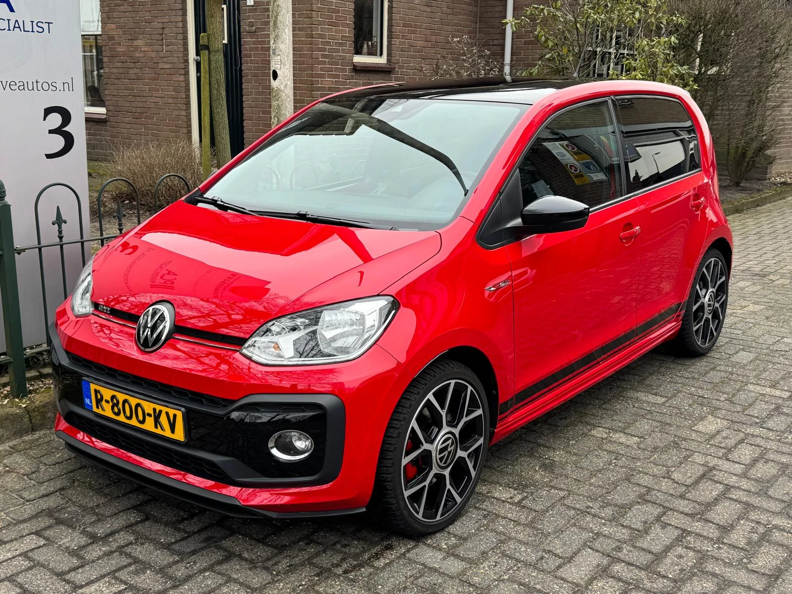 Hoofdafbeelding Volkswagen up!