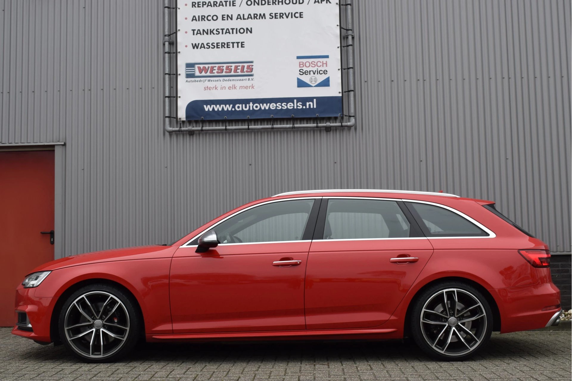 Hoofdafbeelding Audi S4