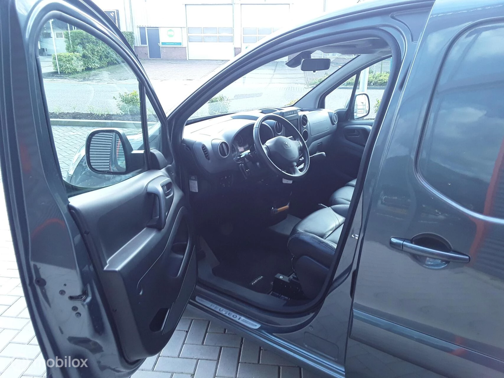 Hoofdafbeelding Peugeot Partner