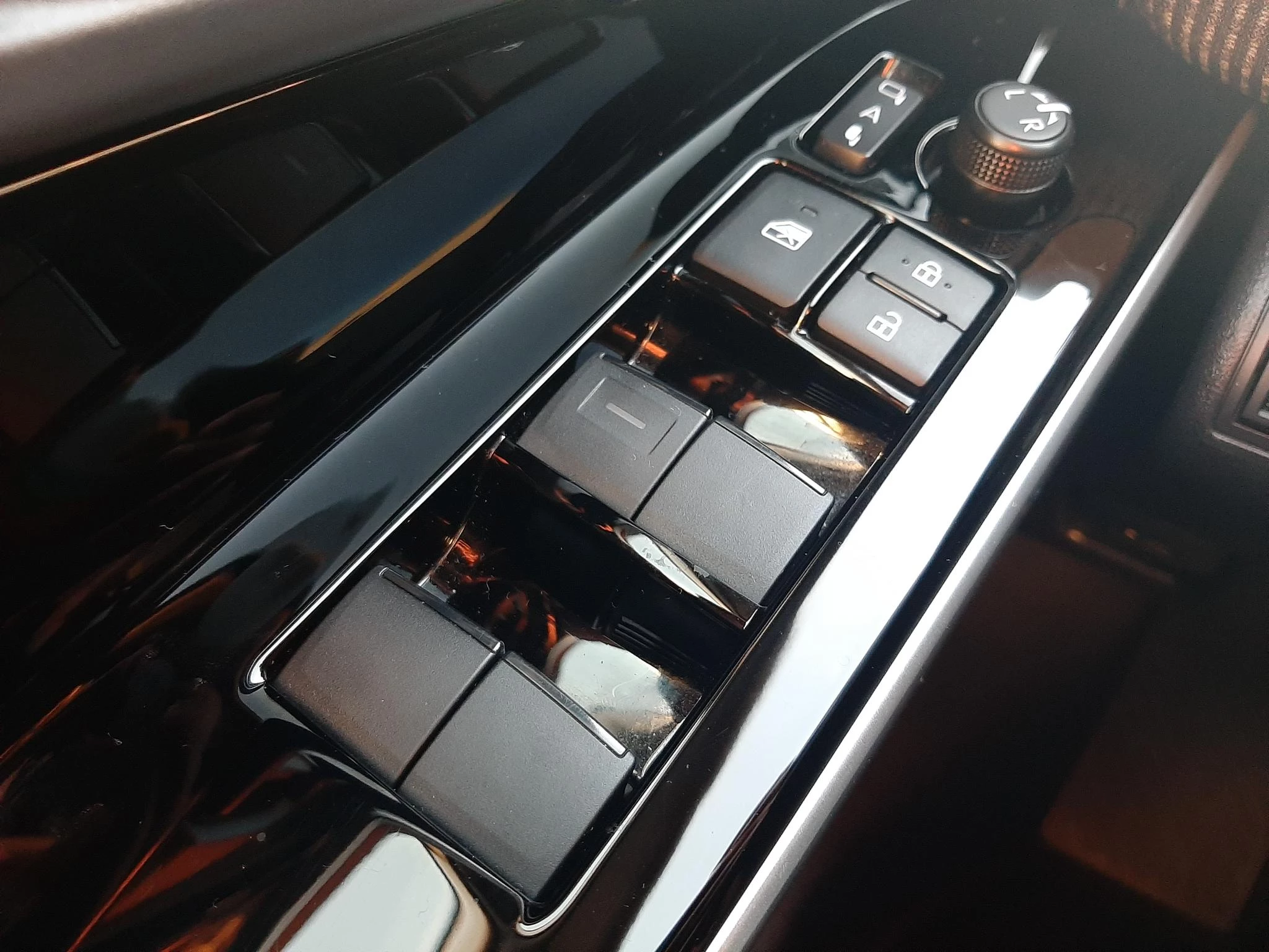 Hoofdafbeelding Toyota bZ4X