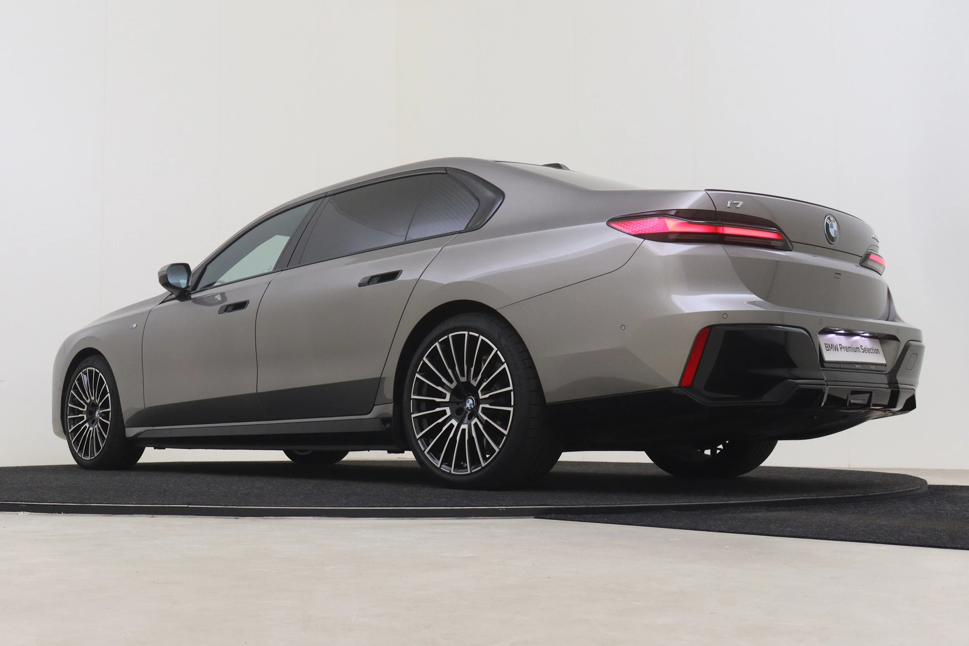 Hoofdafbeelding BMW i7