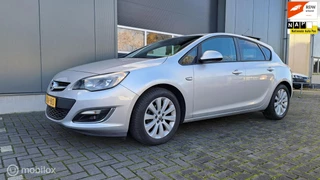 Opel Astra 1.4 Turbo Business +