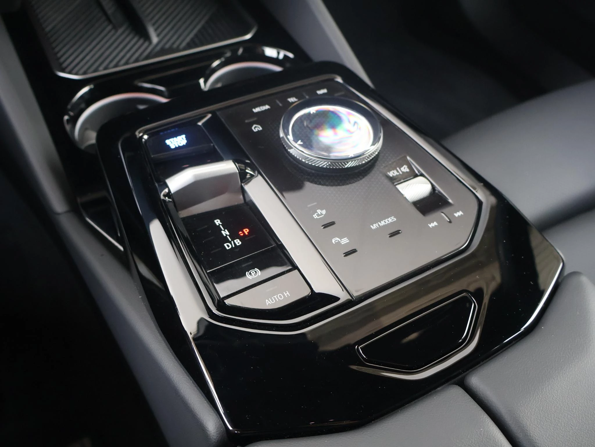 Hoofdafbeelding BMW i5