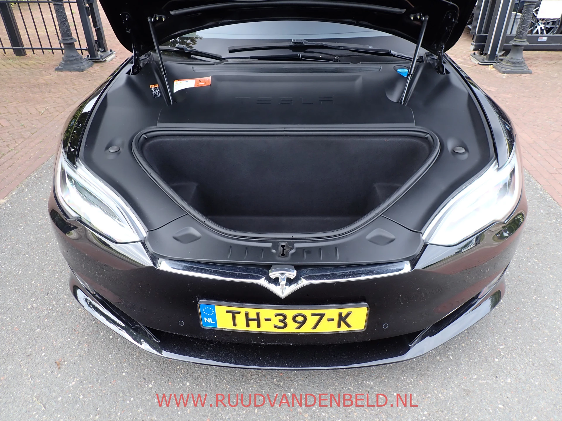 Hoofdafbeelding Tesla Model S