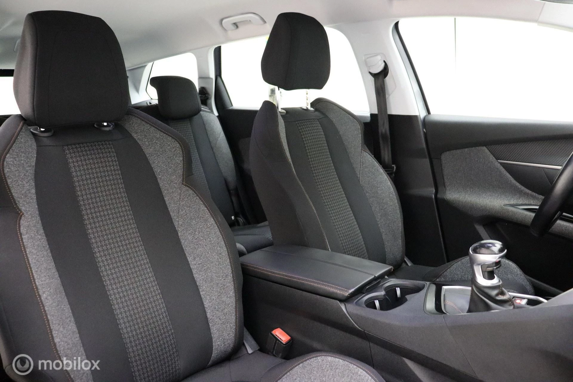 Hoofdafbeelding Peugeot 5008