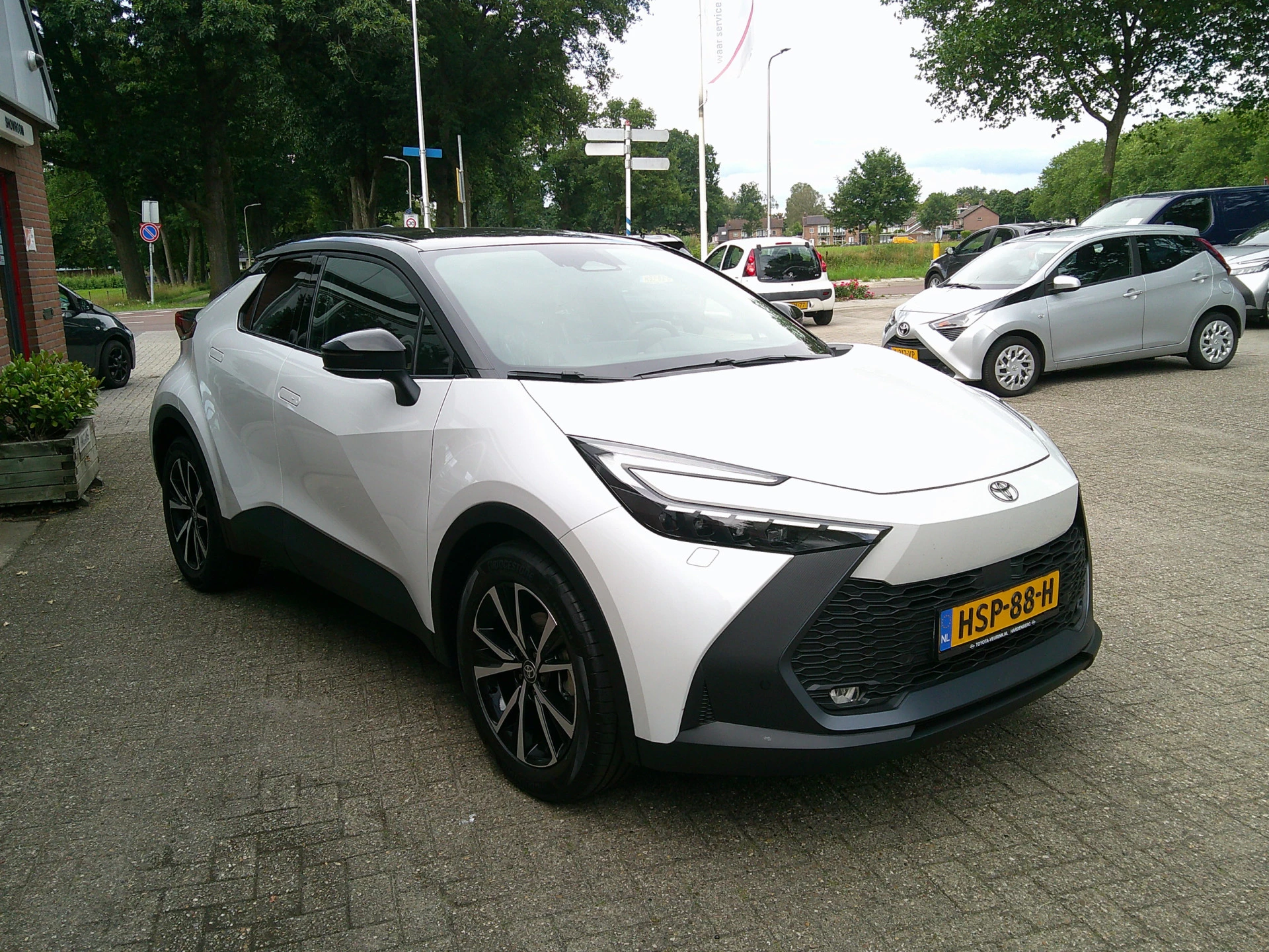 Hoofdafbeelding Toyota C-HR