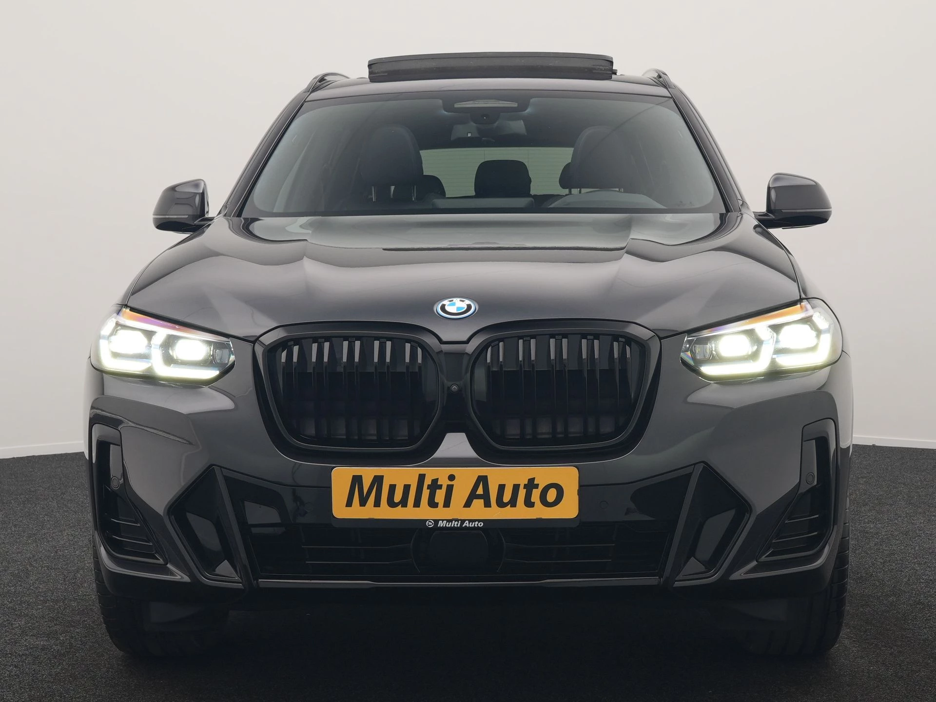 Hoofdafbeelding BMW iX3