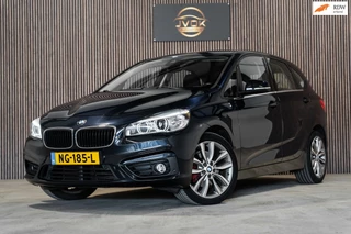 BMW 2-serie Active Tourer 220i Leder PDC Automaat Stoelverwarming