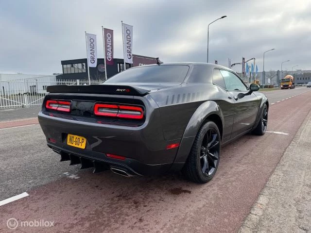 Hoofdafbeelding Dodge Challenger