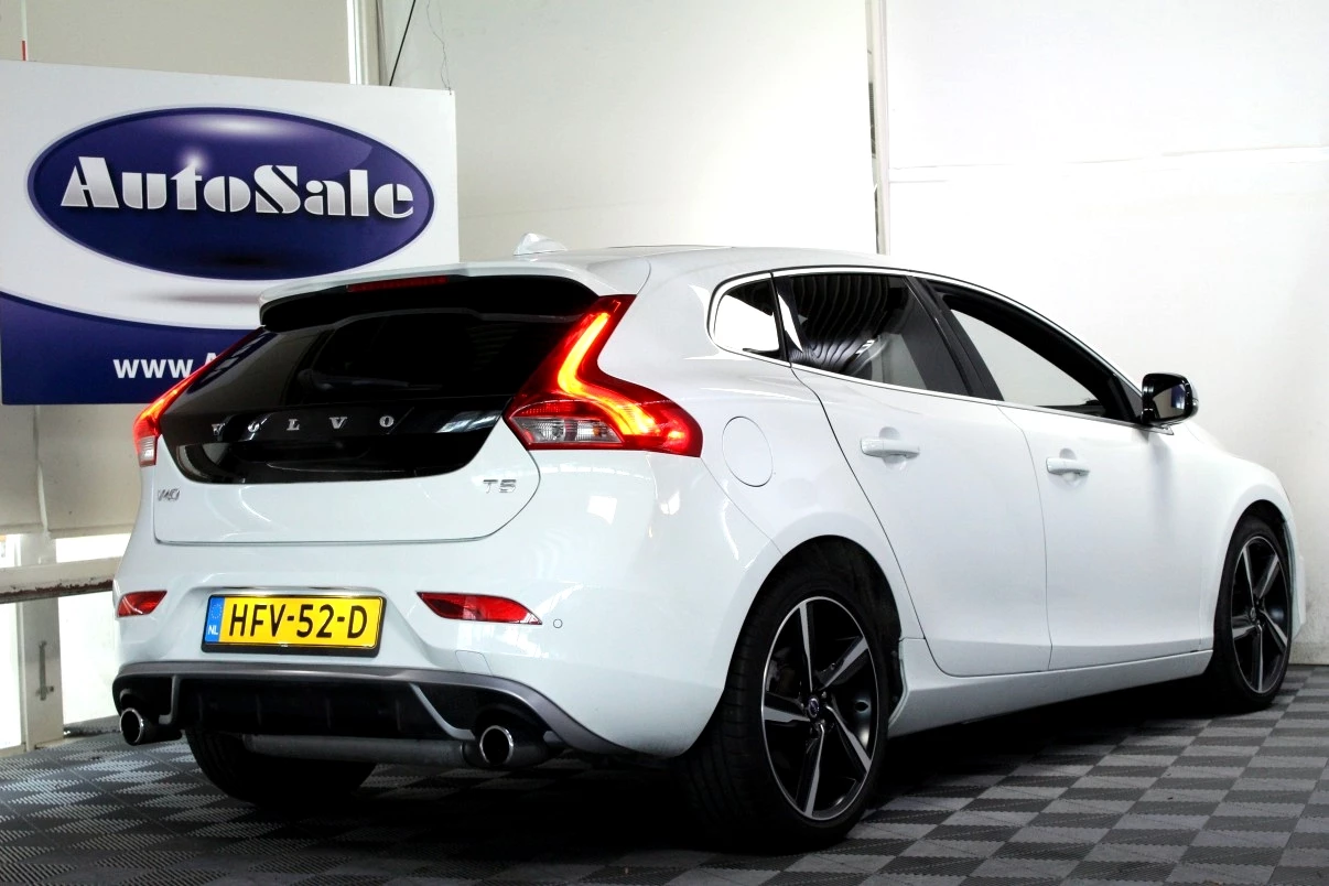 Hoofdafbeelding Volvo V40