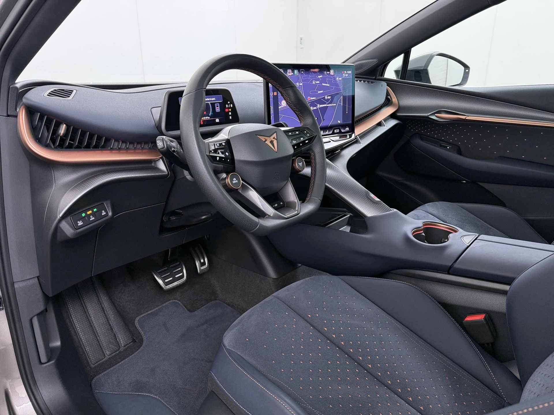 Hoofdafbeelding CUPRA Tavascan