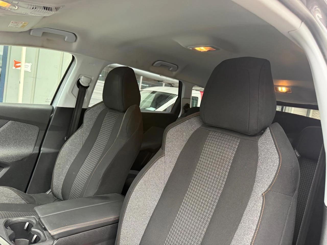 Hoofdafbeelding Peugeot 5008