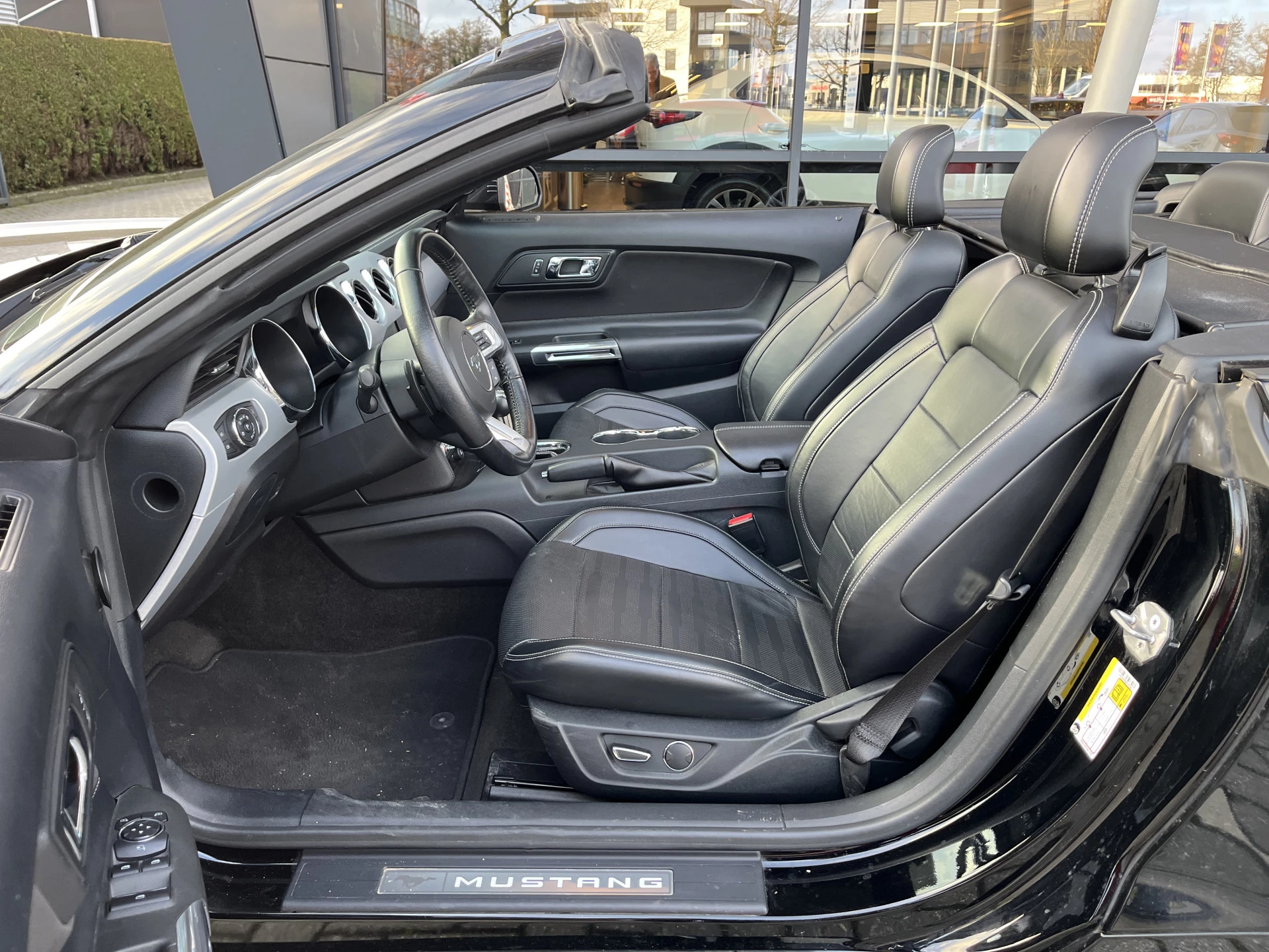 Hoofdafbeelding Ford Mustang