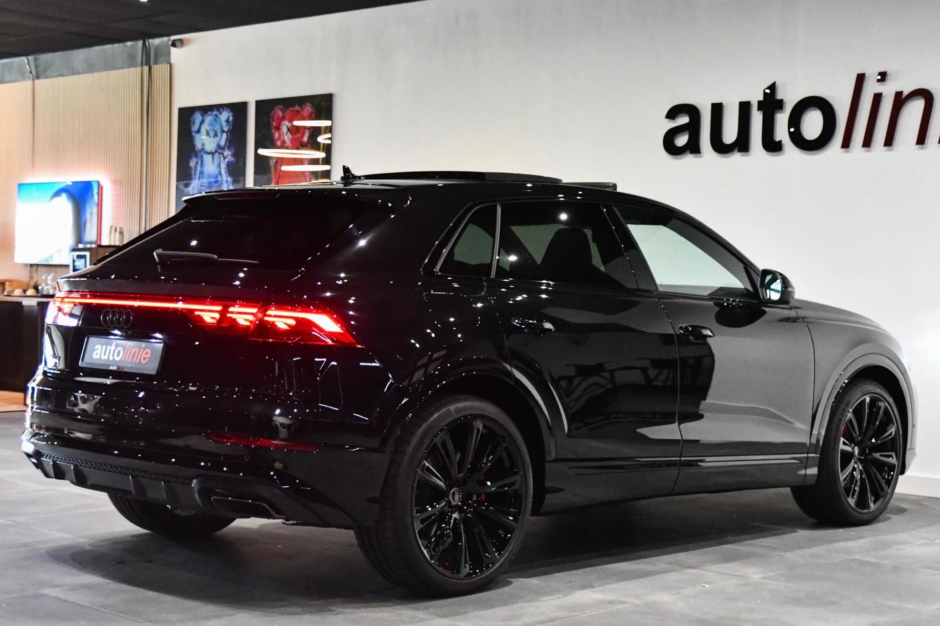 Hoofdafbeelding Audi Q8