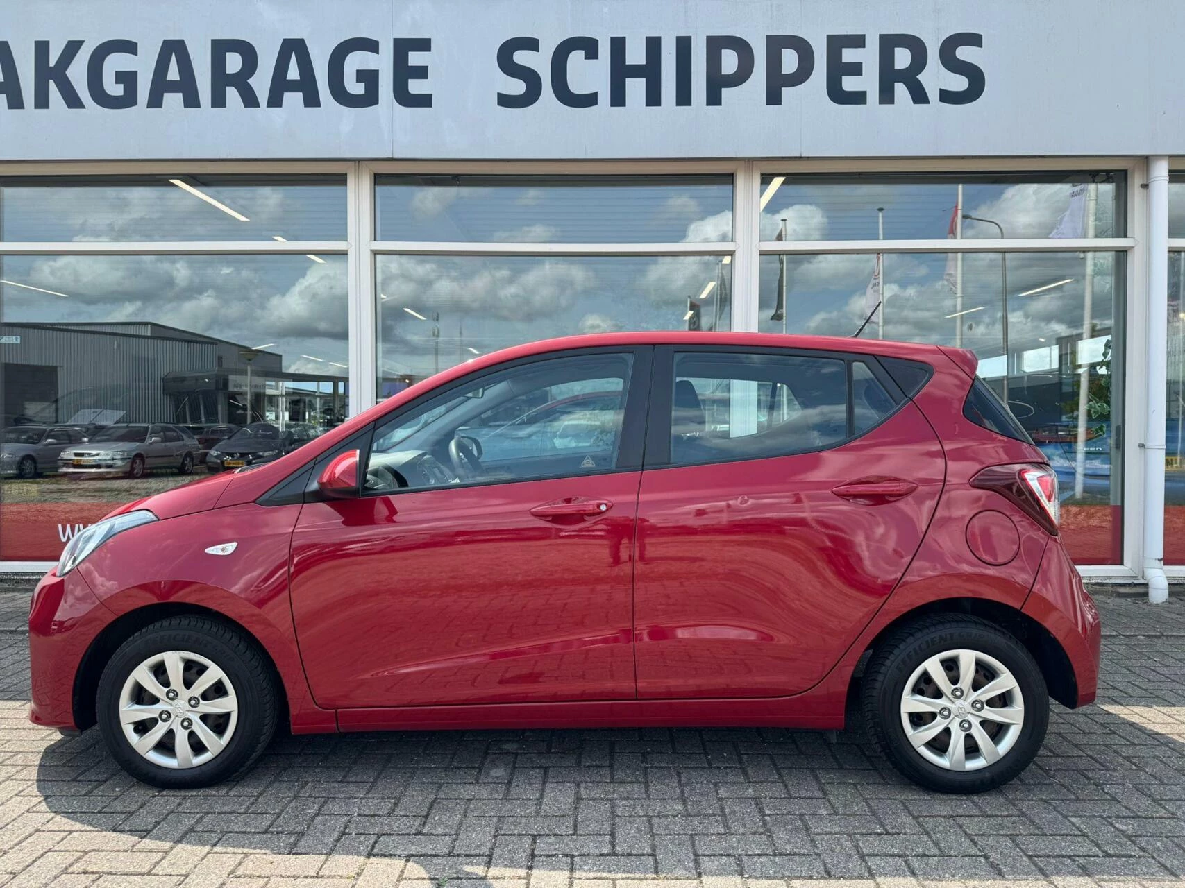 Hoofdafbeelding Hyundai i10