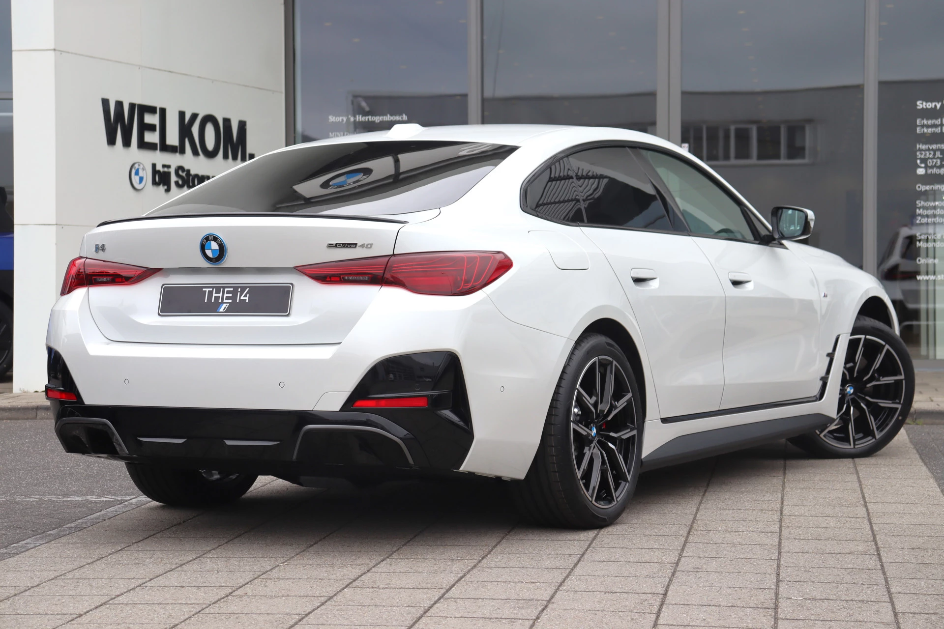 Hoofdafbeelding BMW i4