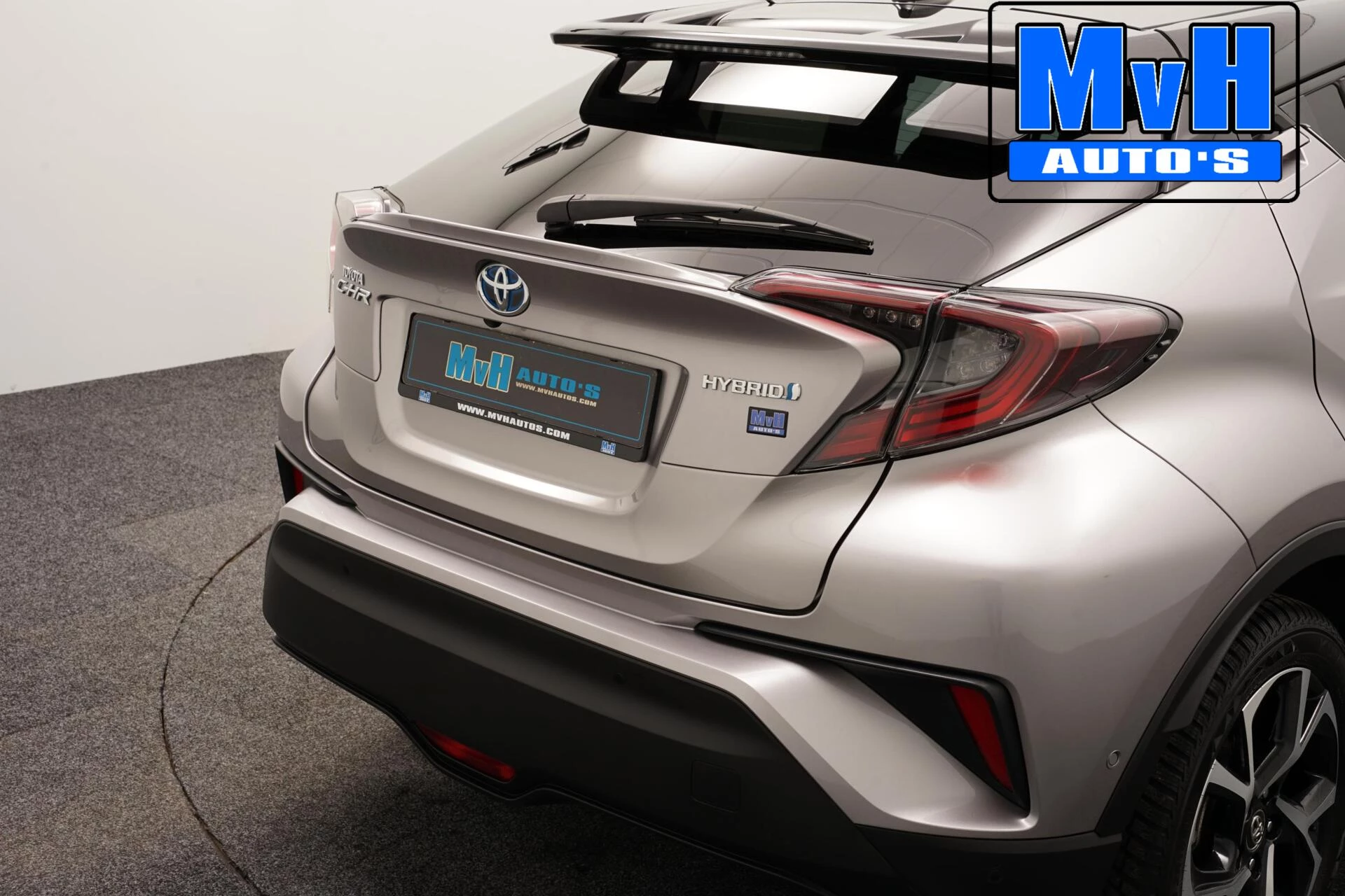 Hoofdafbeelding Toyota C-HR