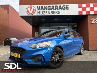 Ford Focus Wagon 1.0 EcoBoost ST-Line // KEYLESS // NAVI + CARPLAY // CLIMA // CAMERA // WINTERPACK // TREKHAAK!!