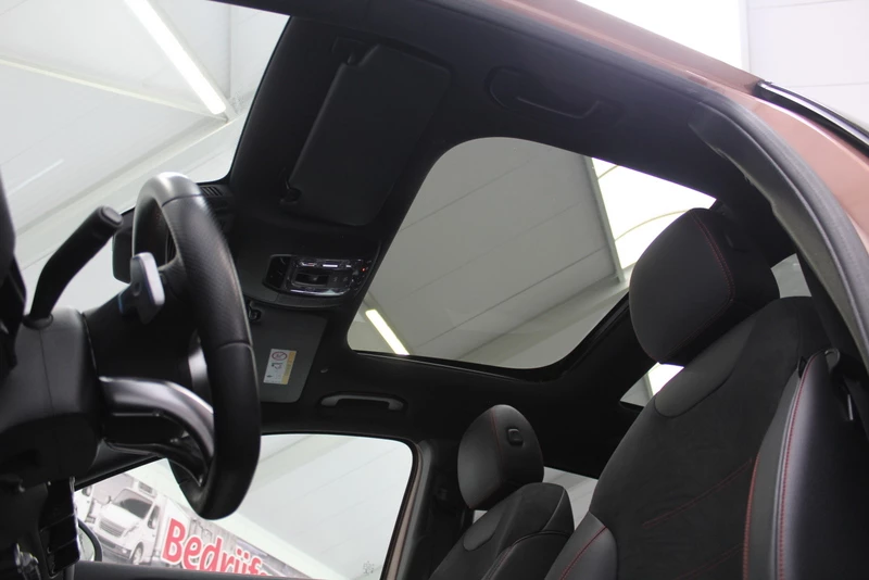 Hoofdafbeelding Mercedes-Benz EQA