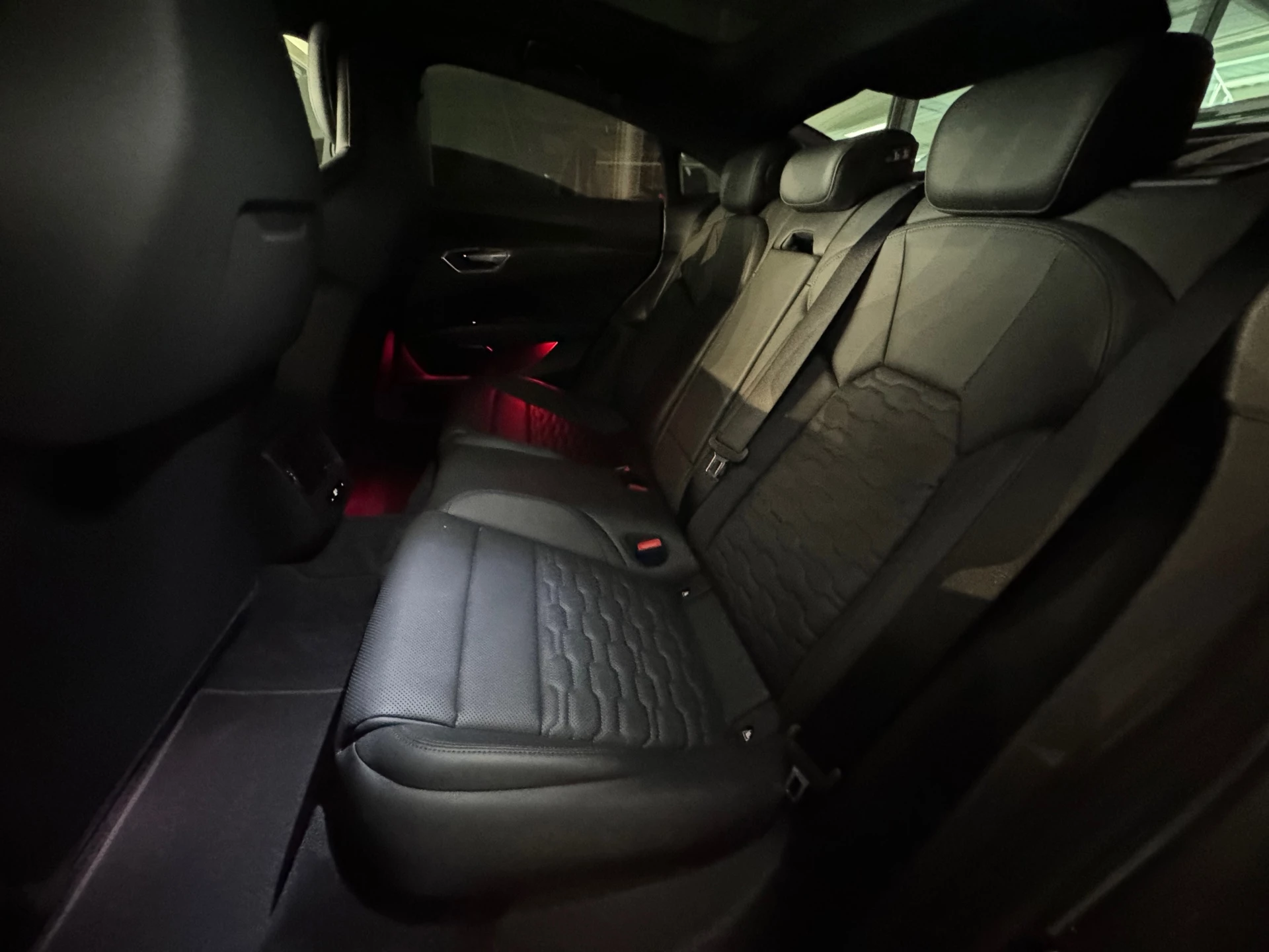 Hoofdafbeelding Audi e-tron GT