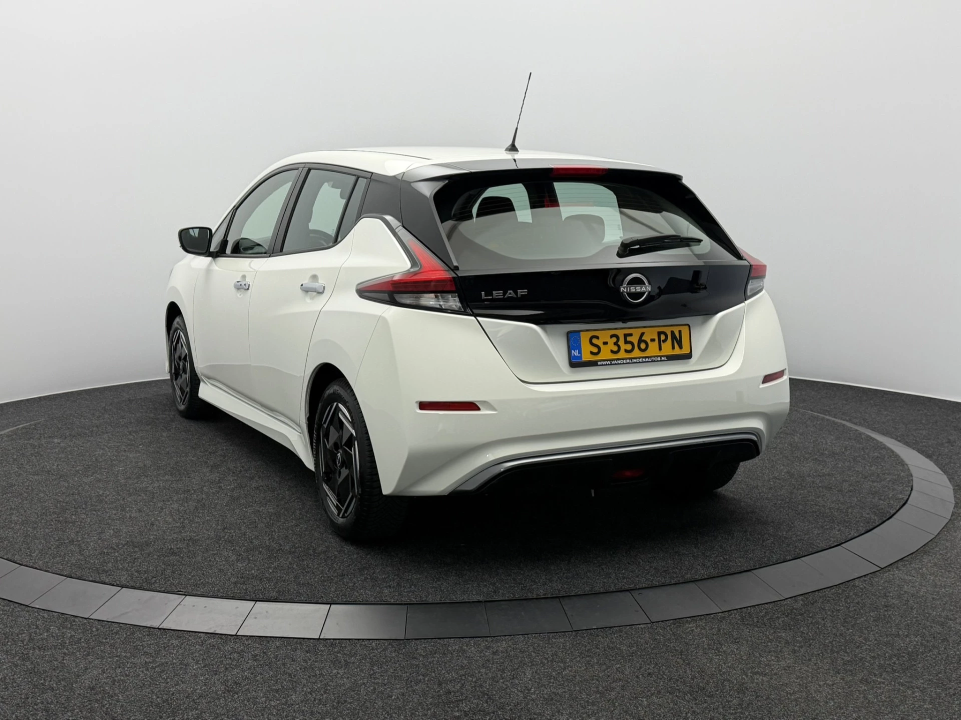 Hoofdafbeelding Nissan Leaf