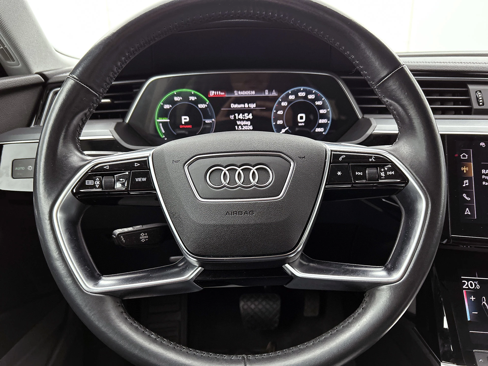 Hoofdafbeelding Audi e-tron