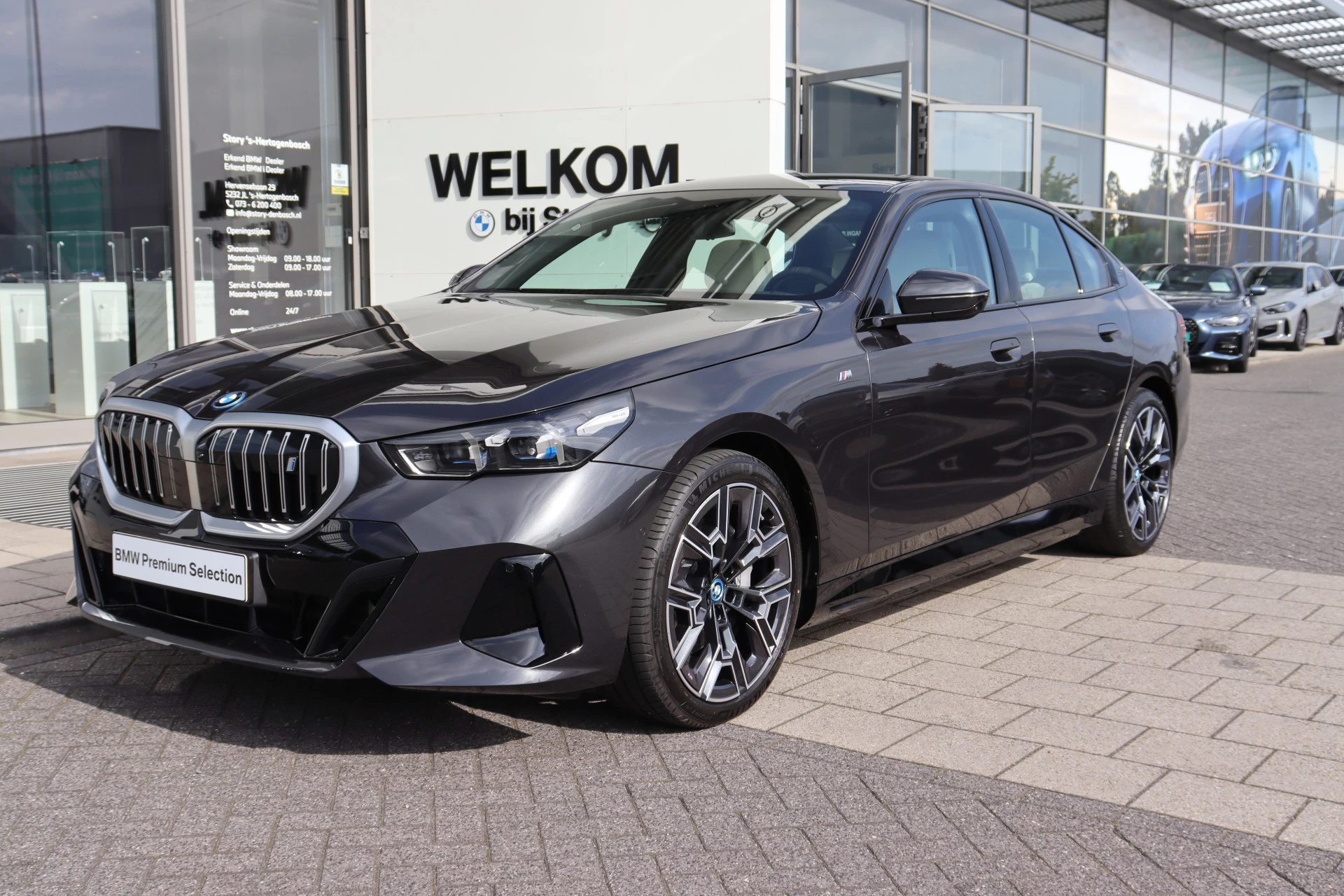 Hoofdafbeelding BMW i5