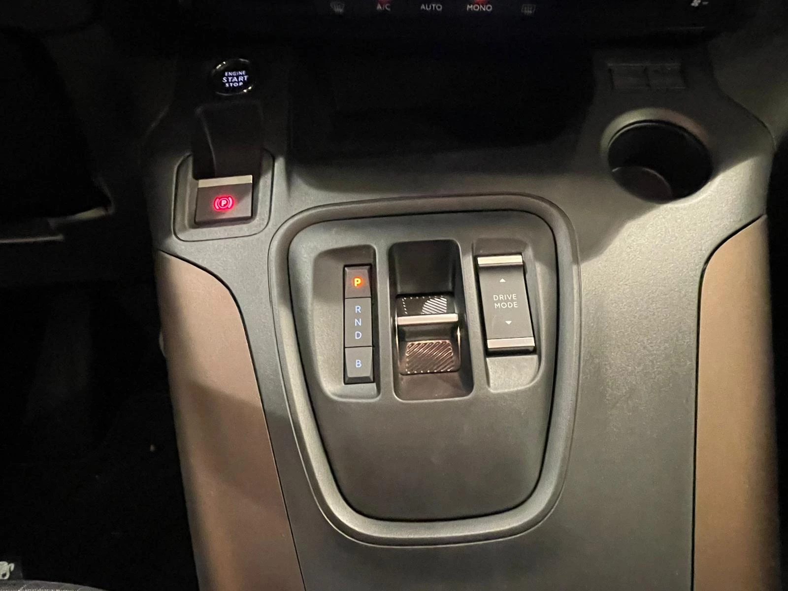 Hoofdafbeelding Peugeot e-Rifter