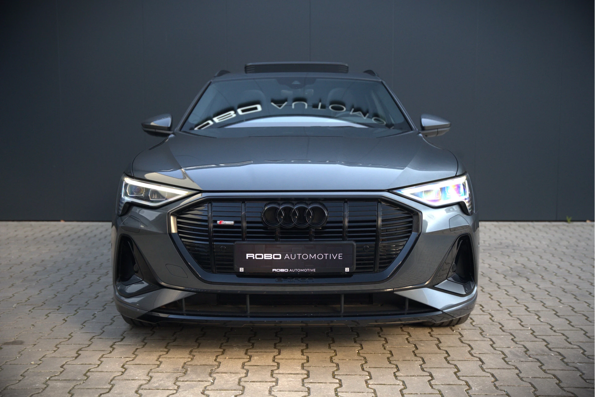 Hoofdafbeelding Audi e-tron