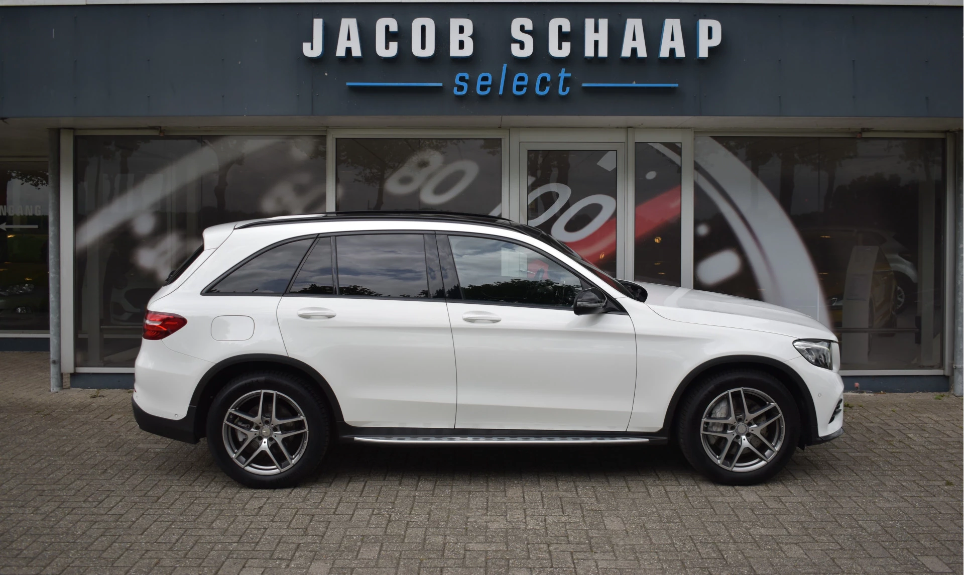 Hoofdafbeelding Mercedes-Benz GLC