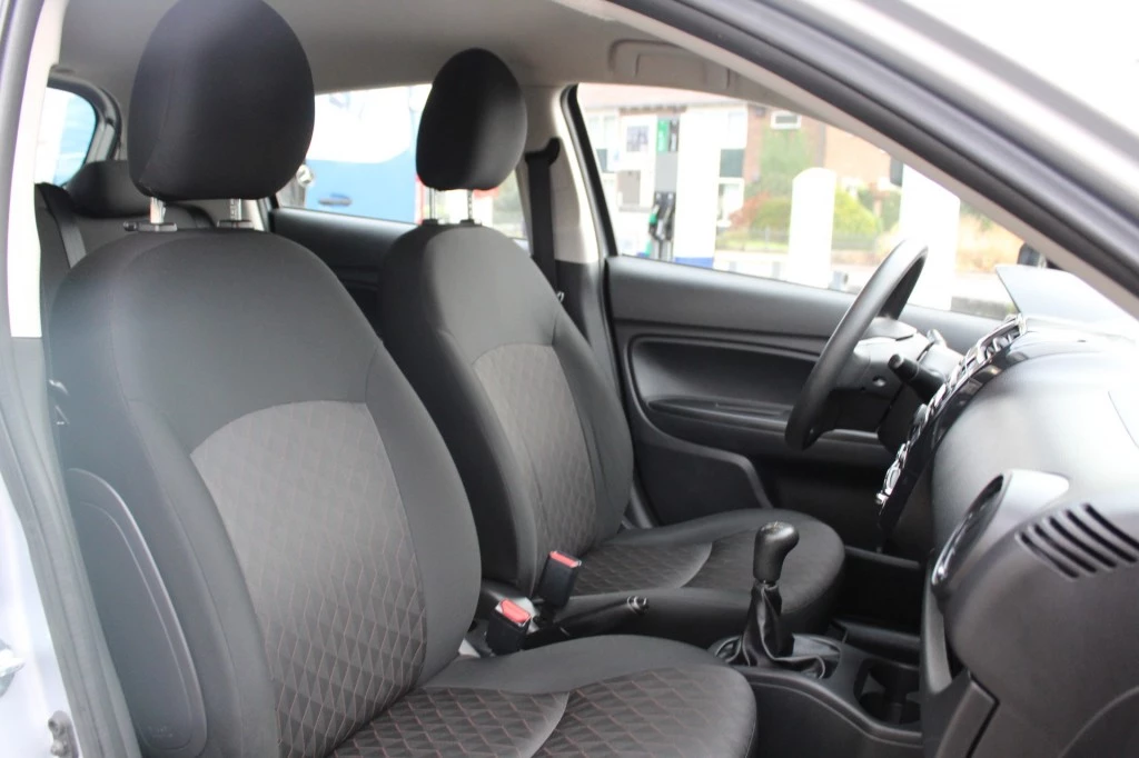 Hoofdafbeelding Mitsubishi Space Star