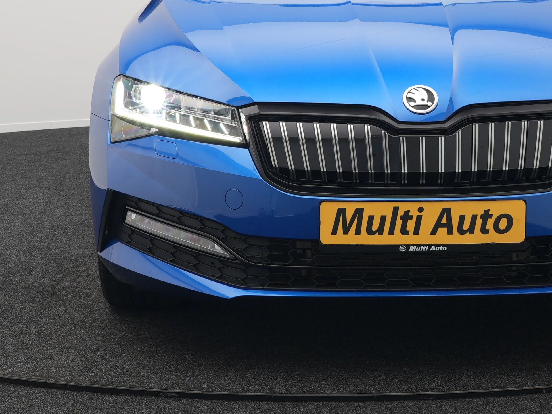 Hoofdafbeelding Škoda Superb