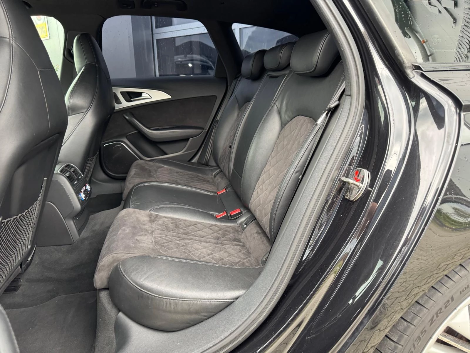 Hoofdafbeelding Audi S6