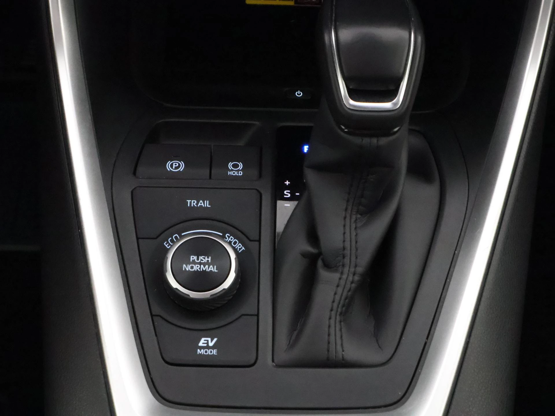 Hoofdafbeelding Toyota RAV4