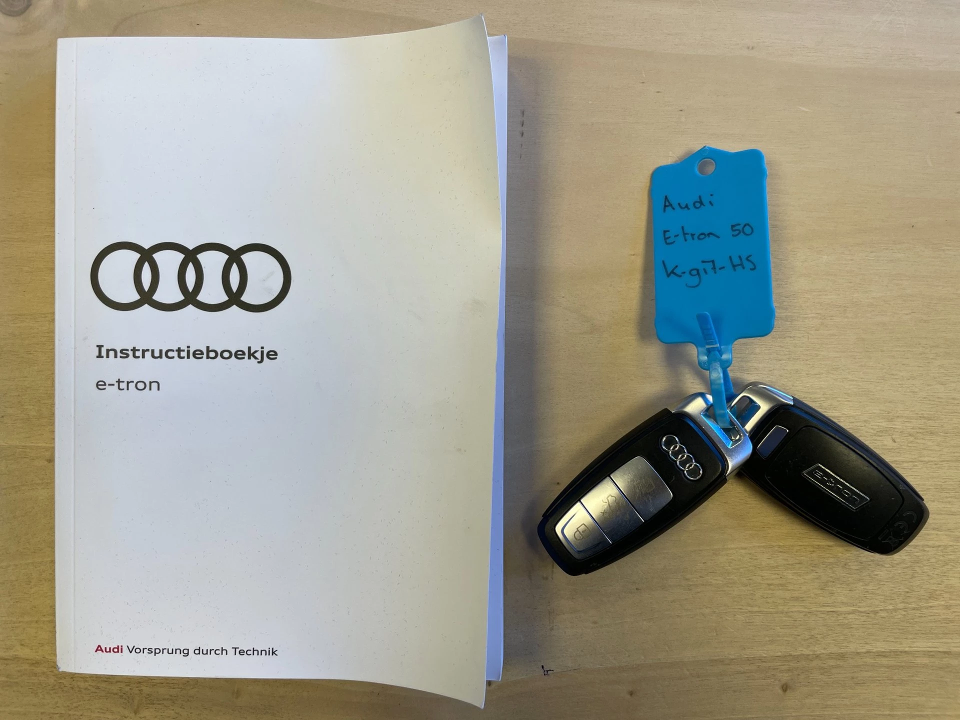 Hoofdafbeelding Audi e-tron