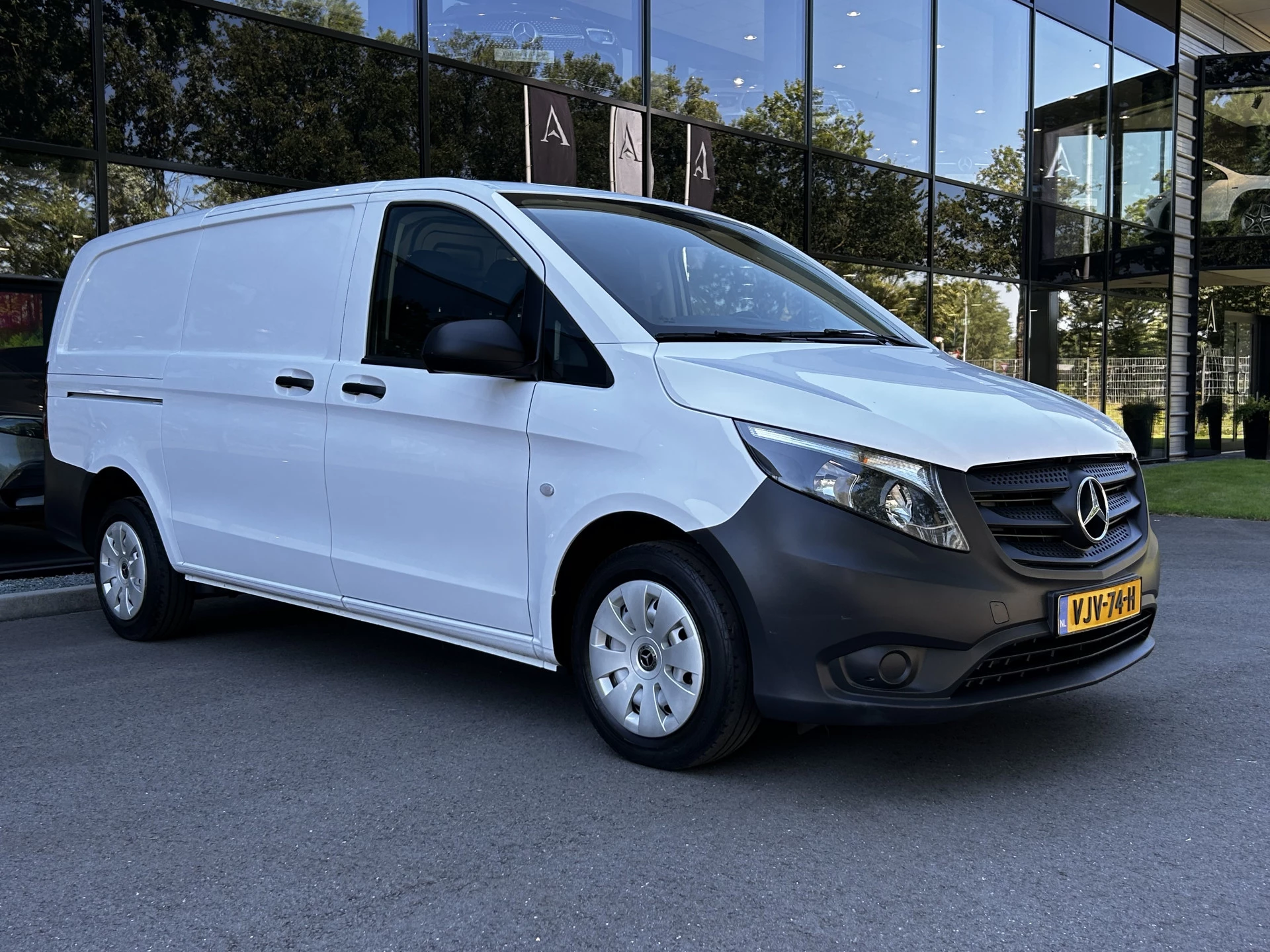 Hoofdafbeelding Mercedes-Benz Vito