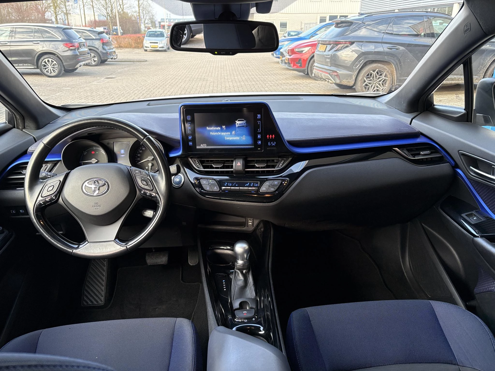Hoofdafbeelding Toyota C-HR