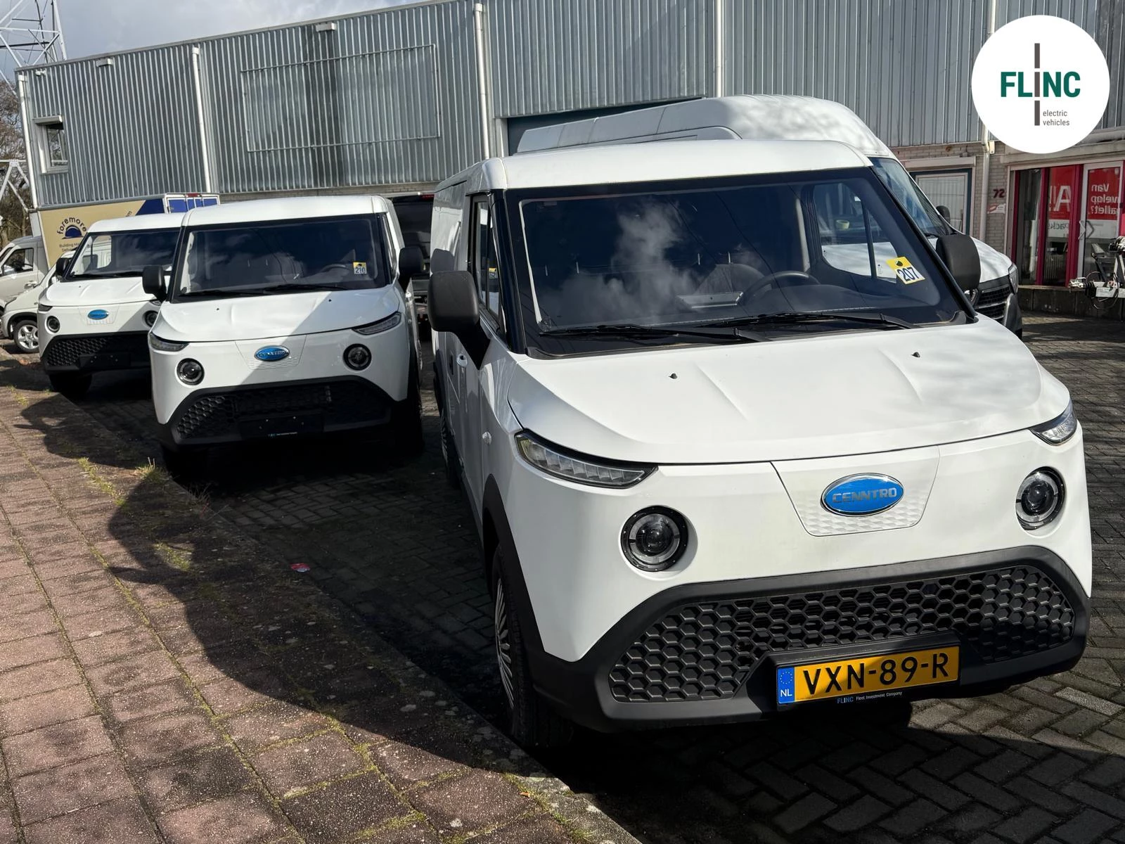 Hoofdafbeelding Cenntro Logistar 260