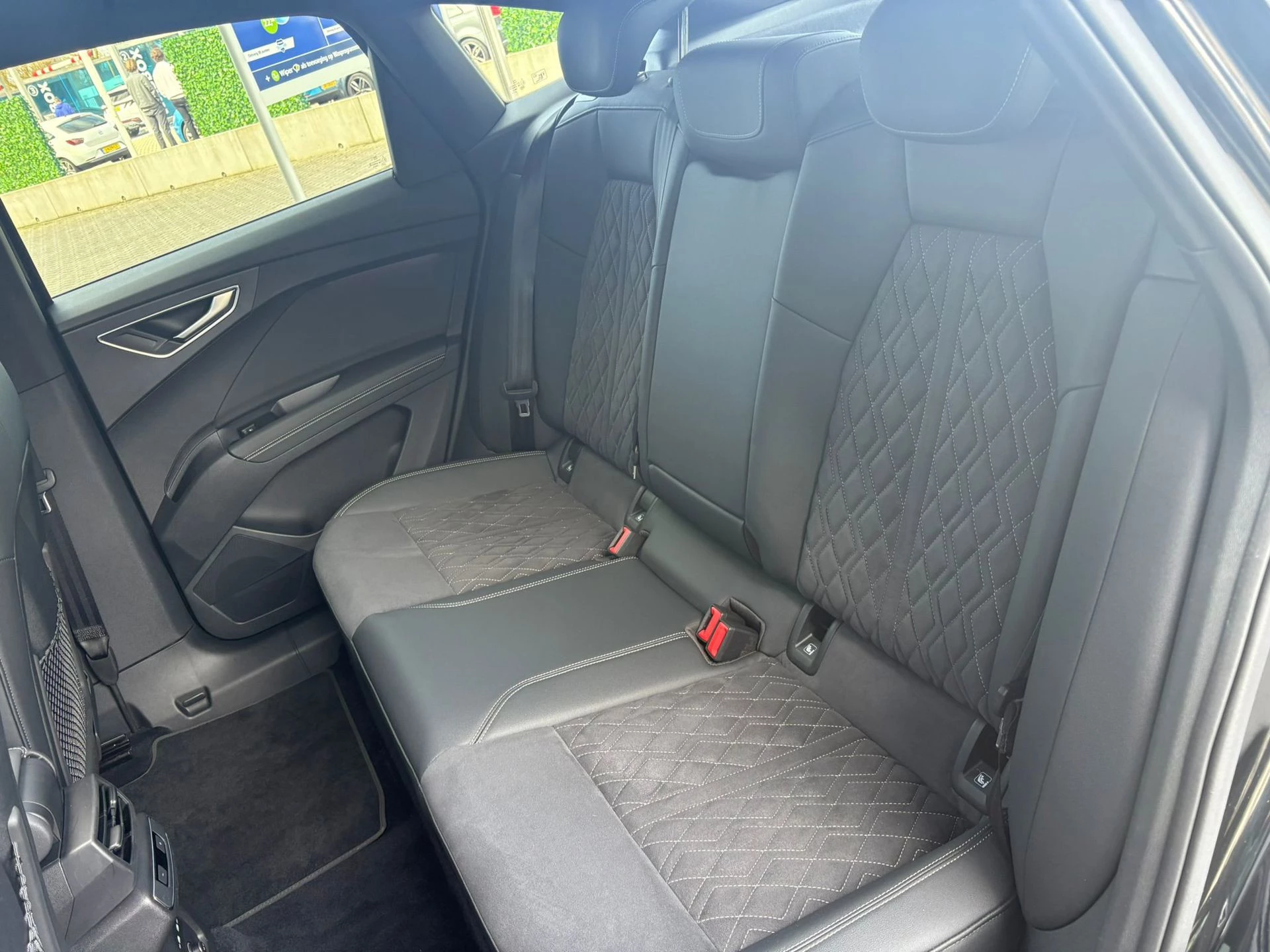 Hoofdafbeelding Audi Q4 Sportback e-tron