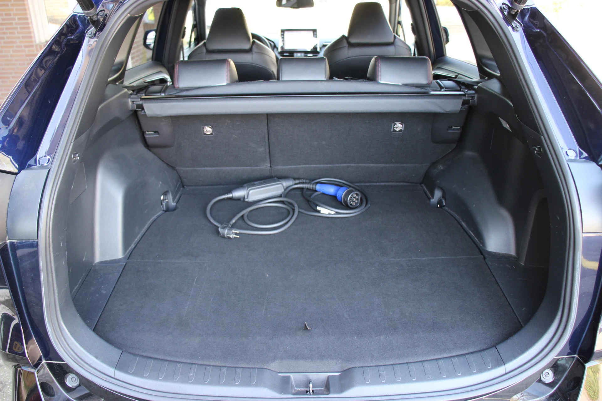 Hoofdafbeelding Suzuki Across